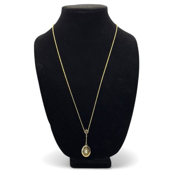 1928 Locket Necklace 14” Long Faux Pearl Gold Tone - Picture 3 of 6